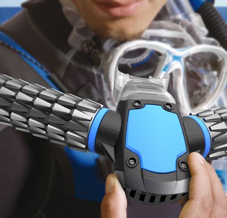 Diver using artificial gills