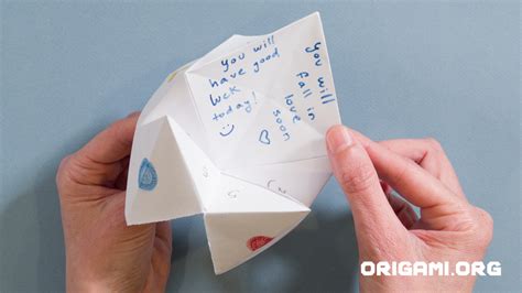 Assembling Origami Fortune Teller