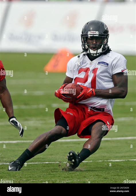 Atlanta Falcons Cornerback Desmond Trufant