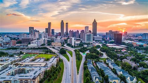 A photo of the Georgia State Capitol building in Atlanta