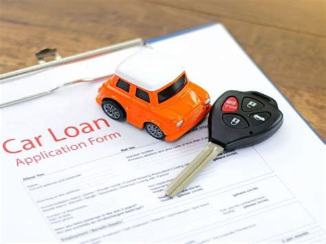 Auto loan refinancing benefits