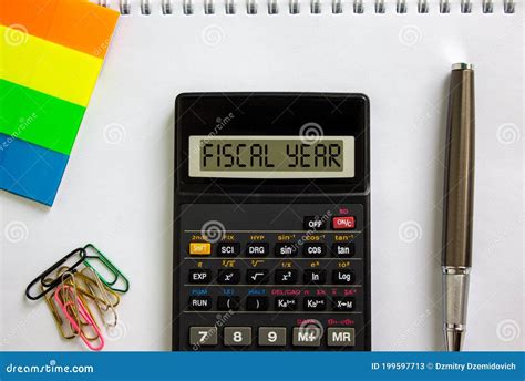 Calculadora de año fiscal