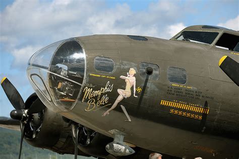 B-17 Memphis Belle bomber plane