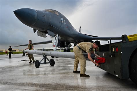 B-1B Lancer training