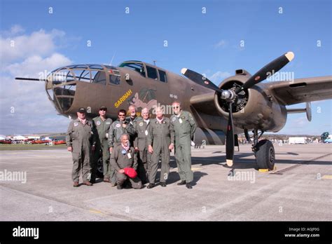 B-25 Mitchell Ground Crew