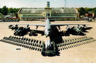 B-52 Stratofortress conventional ordnance