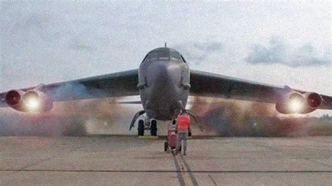 B-52 Stratofortress engine start