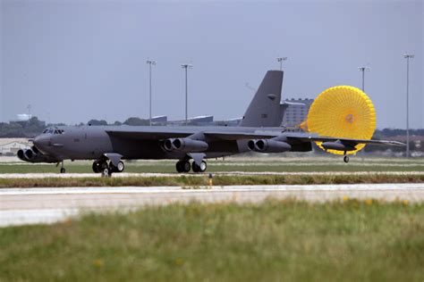 B-52 Stratofortress radar system