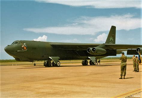 B-52 Stratofortress exterior