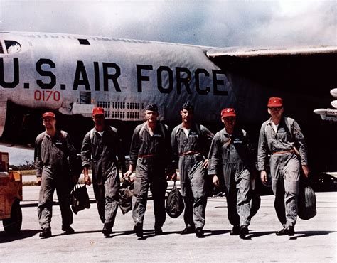 B-52 Stratofortress flight crew