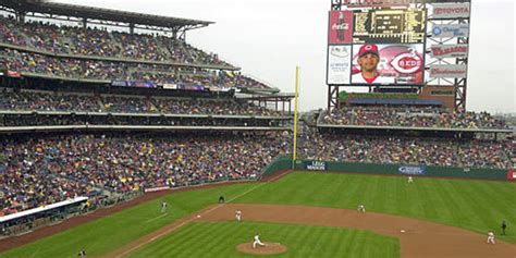 Baseball diamond diagram with plays drawn