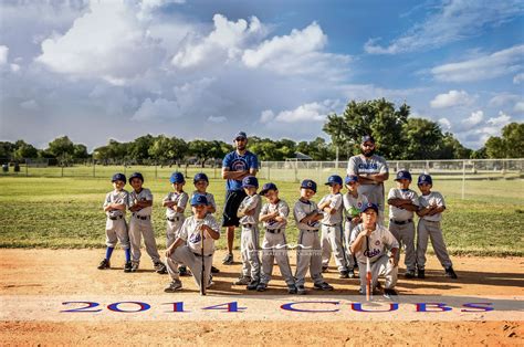 Get inspired with these baseball team photo ideas