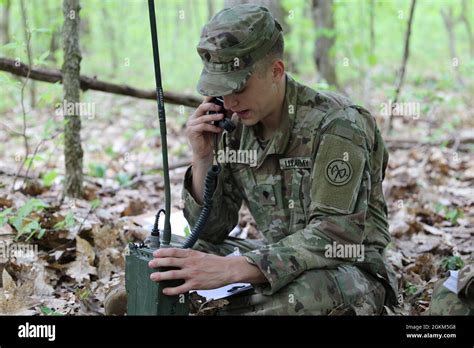 Basic Infantryman Communication