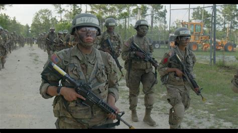 Soldiers learning first aid during the White Phase