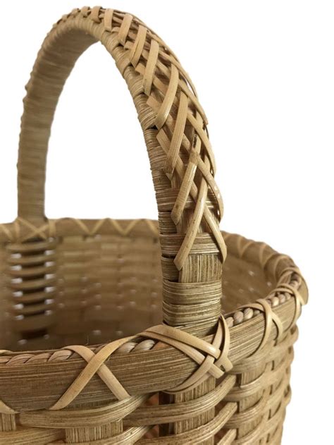 Basket weaving handle