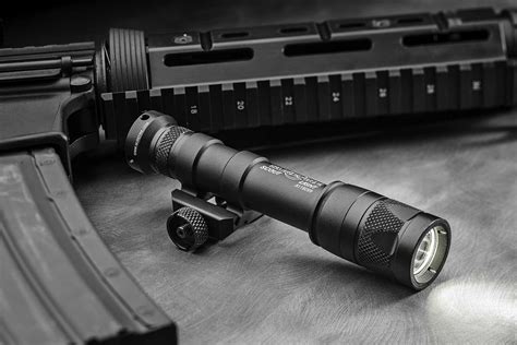 BCM Reece 16 SureFire M600V Light