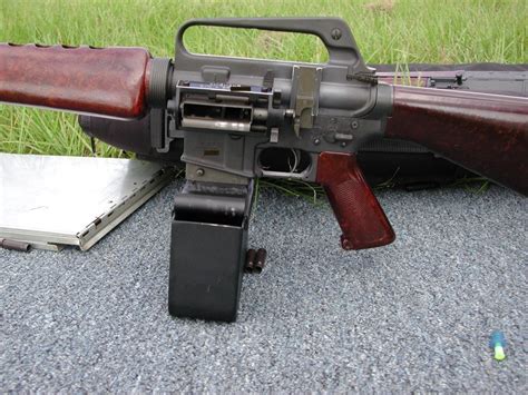 Belt-fed M16 image 2