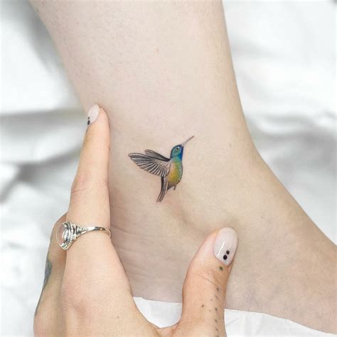 Benefits of Getting a Hummingbird Tattoo