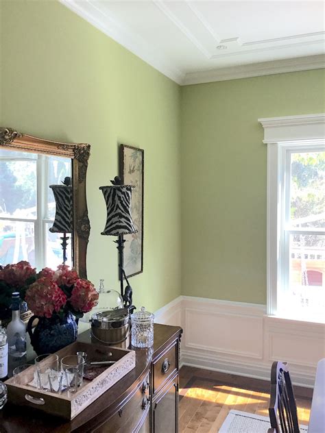 Benjamin Moore Decor