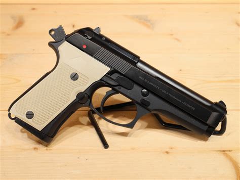 Beretta 92, a reliable and iconic handgun