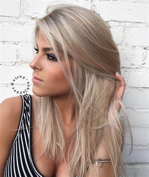 Blonde hair style with light purple highlights