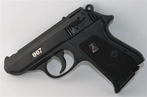 Walther PPK/S pistol