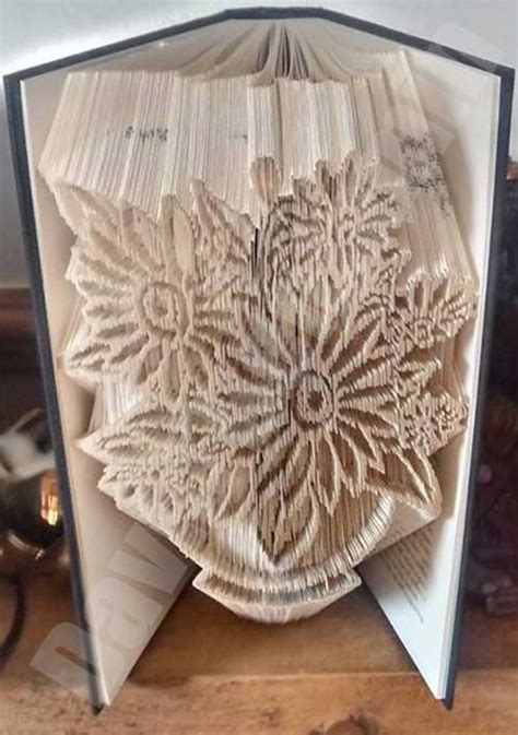 Book Folding Flower Pattern