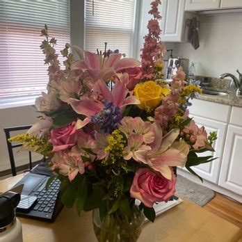 Brattle Florist customer testimonials