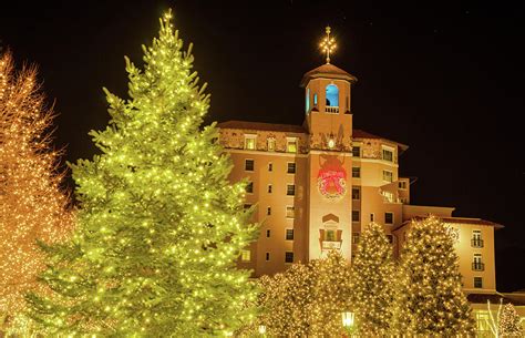 Broadmoor Christmas Decorations