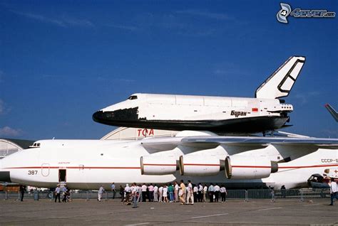 Buran and Space Shuttle Crew Capacity