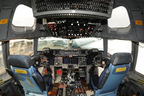 C-17 Cockpit Ergonomics