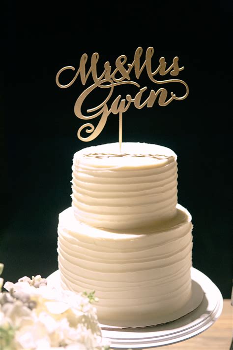 Customizable Cake Topper Designs