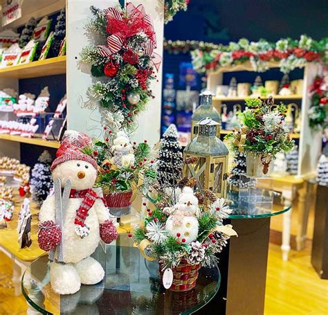 Make Your Own Holiday Crafts at Callisters Christmas Brookfield