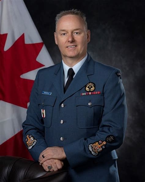 Challenges and opportunities facing the Canadian Forces Chief Warrant Officer