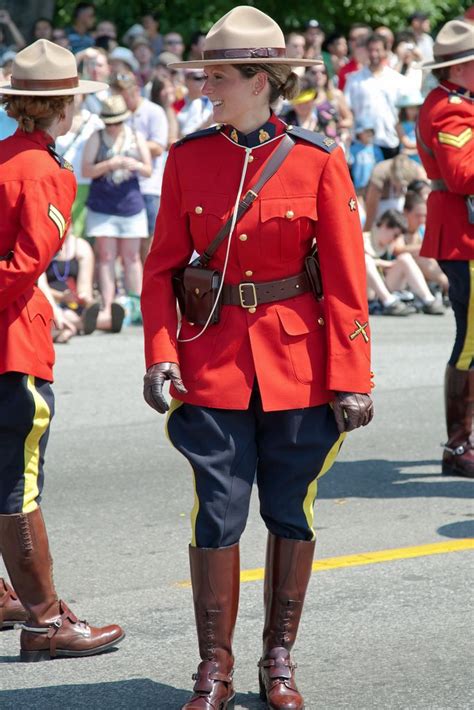 Canadian Uniform History