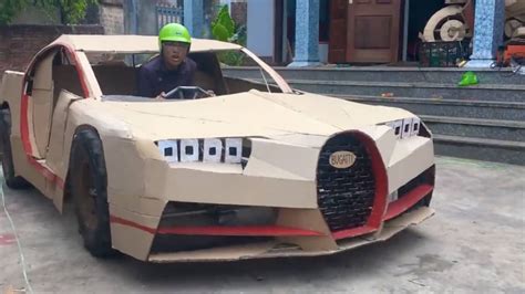 Cardboard Bugatti Chiron Gallery 4