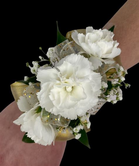 Carnation Corsage Embroidery Pattern