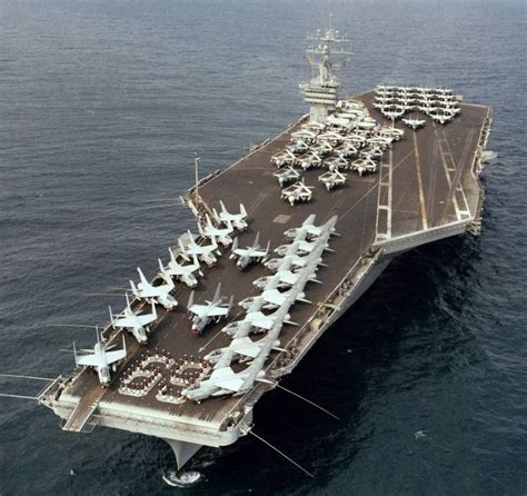 USS Dwight D. Eisenhower (CVN-69)