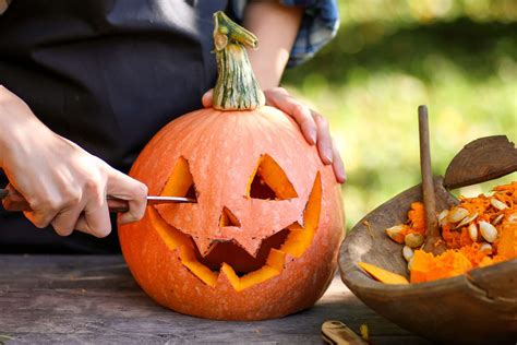 Carving pumpkin for Halloween