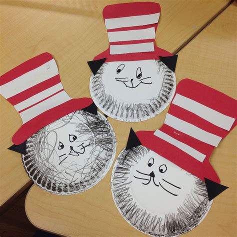 Cat in the Hat Craft