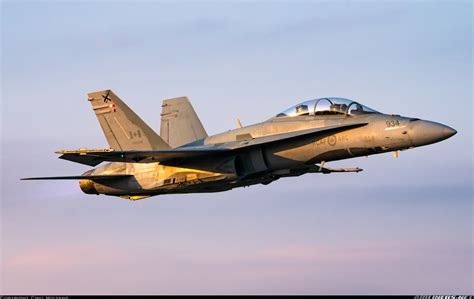 CF-188B ISTAR