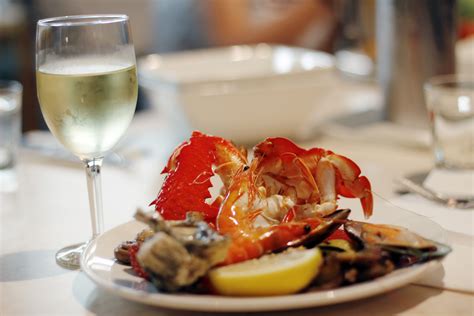 Chardonnay and lobster pairing