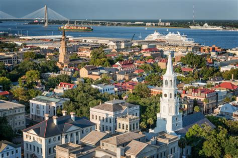 Description of Charleston, SC landmarks