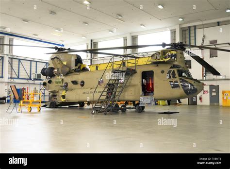 CH-47 Chinook Helicopter Maintenance