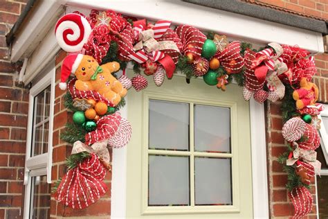 Christmas Bauble Mantelpiece