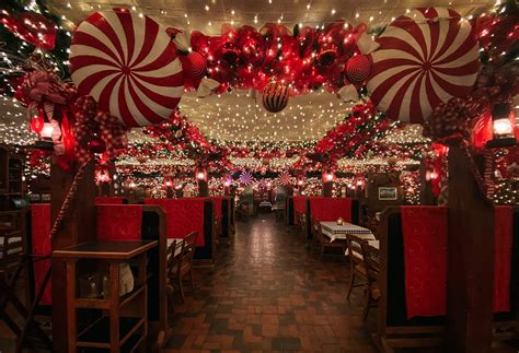 Christmas Decor Ideas Restaurants