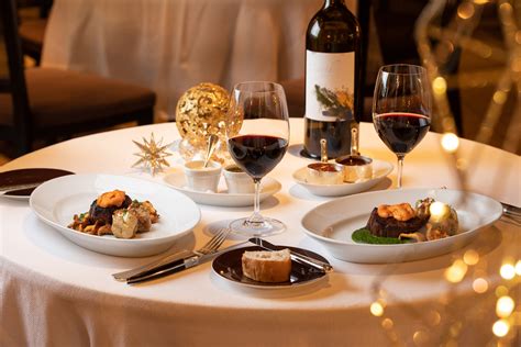 Christmas dinner restaurants that deliver