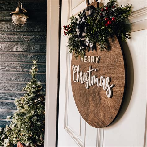 Christmas Door Hanger Ideas