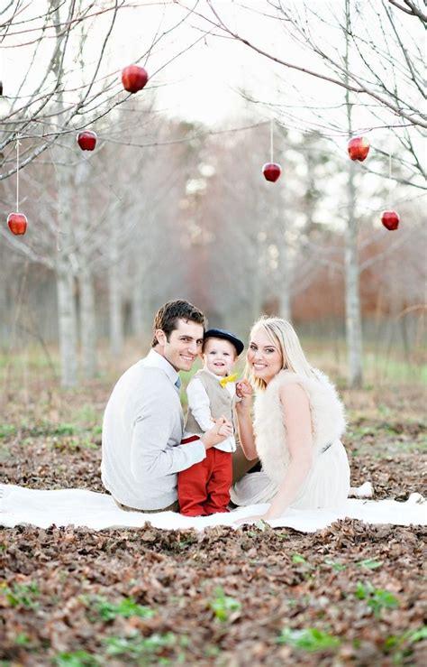 Christmas family photoshoot ideas for large families