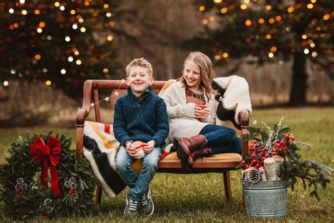 Christmas family photoshoot prop ideas